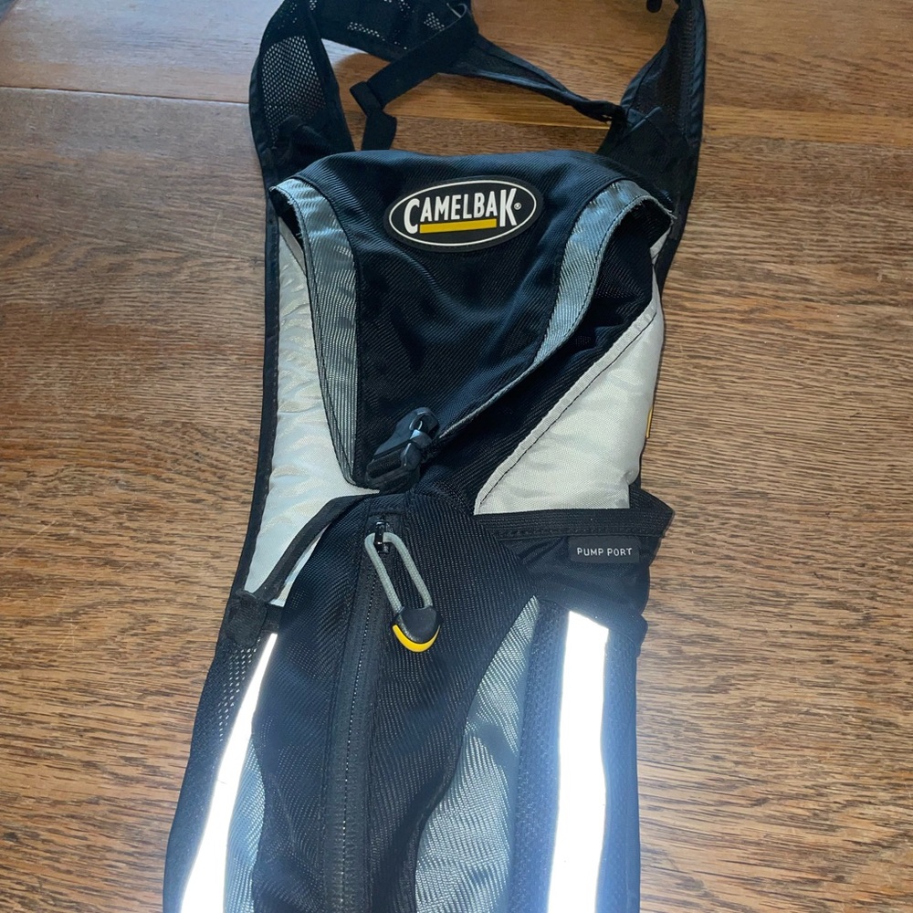Camelback Hydration Rouge backpack in excellent condition 85 oz capacity.